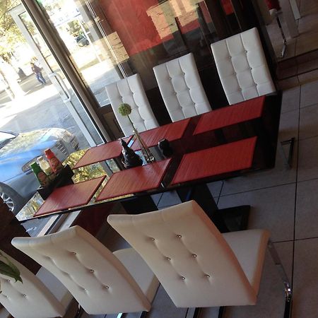 Hotel Elena Veliko Tarnovo Ngoại thất bức ảnh