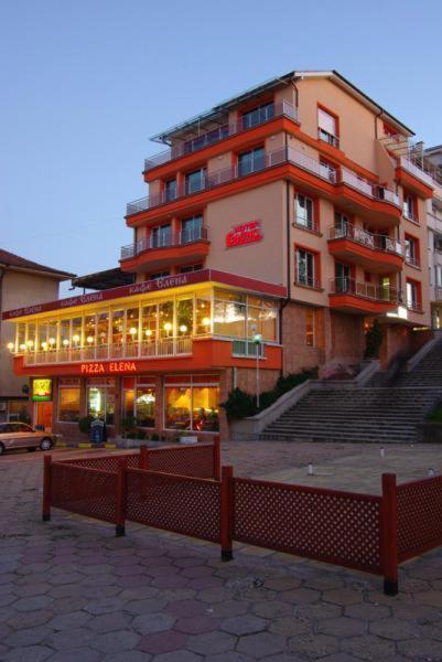 Hotel Elena Veliko Tarnovo Ngoại thất bức ảnh