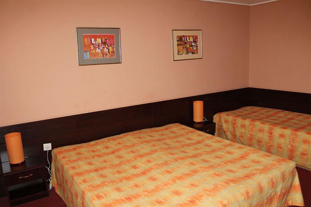 Hotel Elena Veliko Tarnovo Ngoại thất bức ảnh