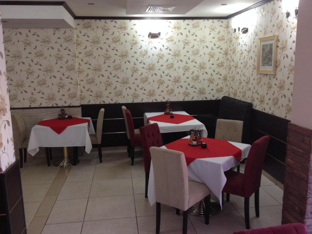 Hotel Elena Veliko Tarnovo Ngoại thất bức ảnh
