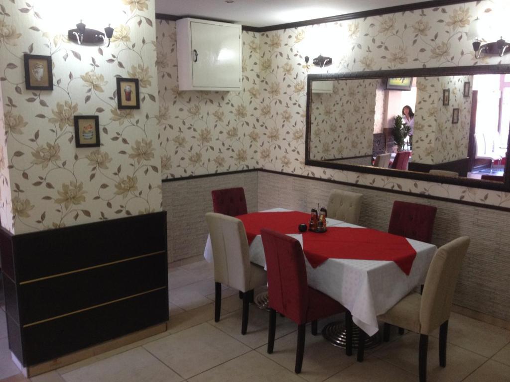 Hotel Elena Veliko Tarnovo Ngoại thất bức ảnh