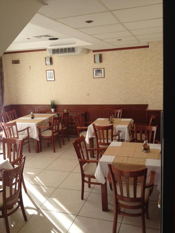 Hotel Elena Veliko Tarnovo Ngoại thất bức ảnh