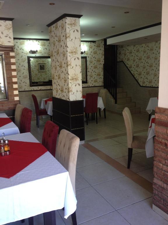 Hotel Elena Veliko Tarnovo Ngoại thất bức ảnh