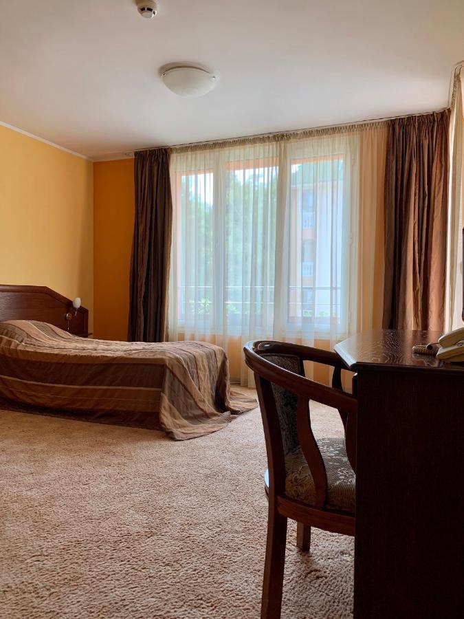 Hotel Elena Veliko Tarnovo Ngoại thất bức ảnh