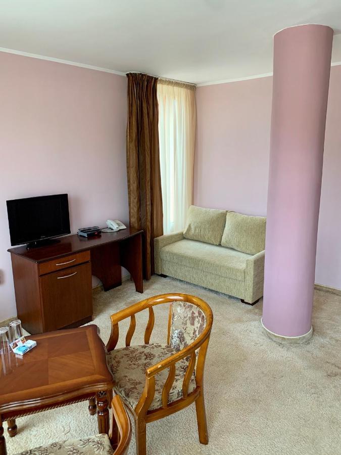 Hotel Elena Veliko Tarnovo Ngoại thất bức ảnh