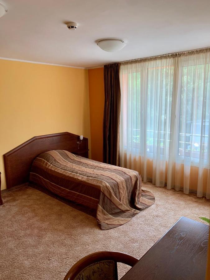 Hotel Elena Veliko Tarnovo Ngoại thất bức ảnh